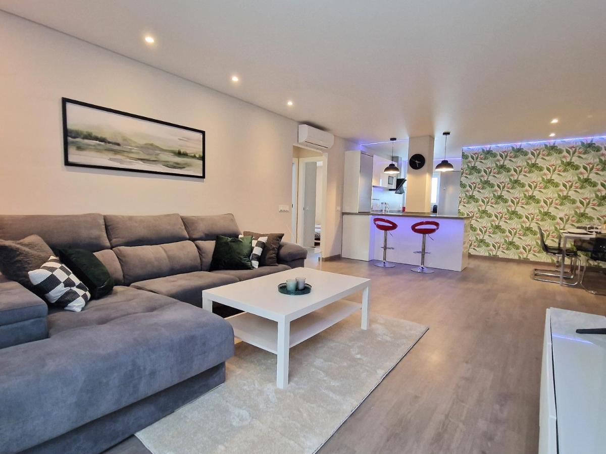 Emerald Apartment - Spacious Modern 2 Bedroom Benalmádena Exterior foto